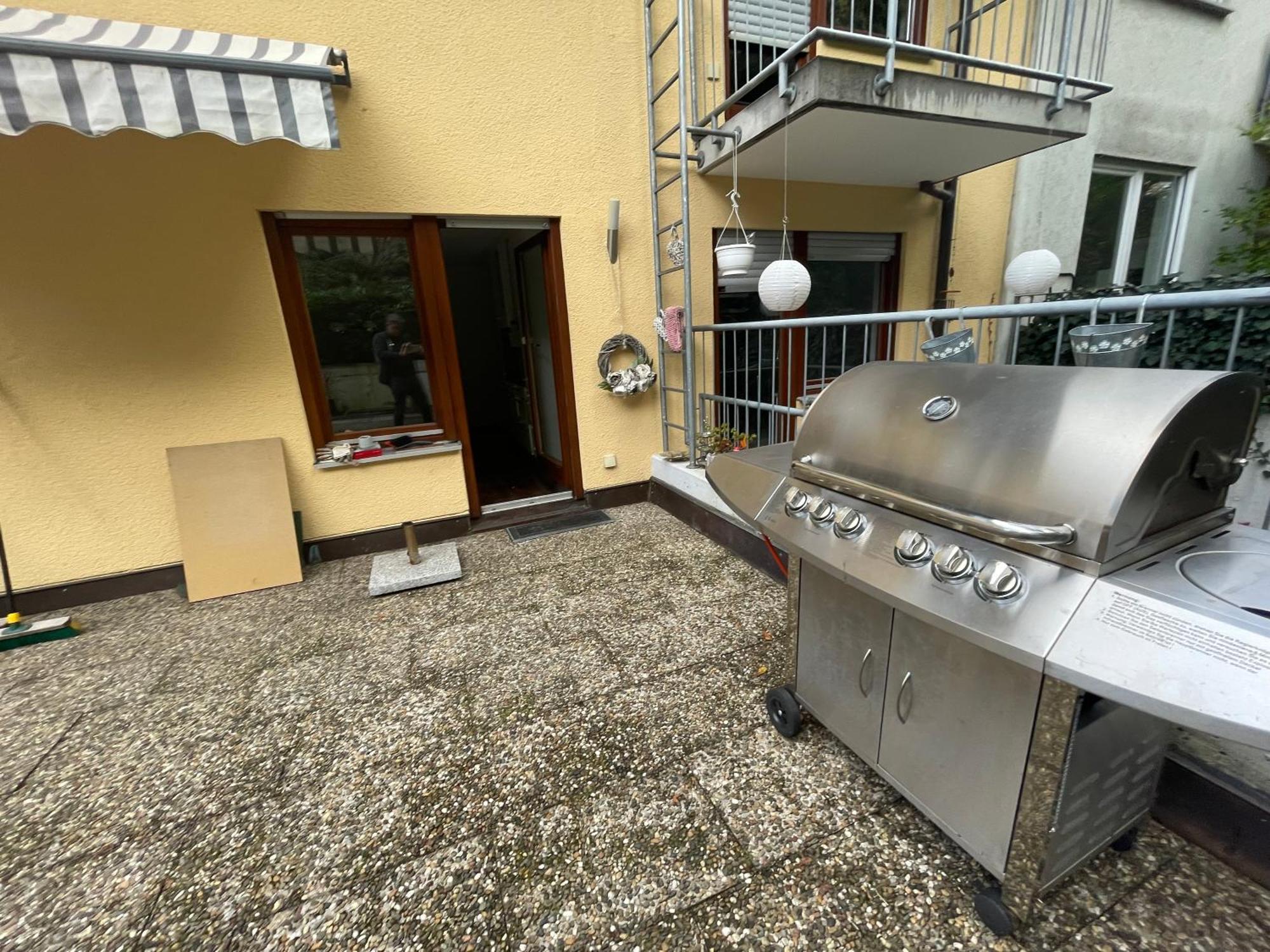 Wunderschoenes 2 Zimmer Apartment Zentrum Goldstadt Pforzheim Luaran gambar