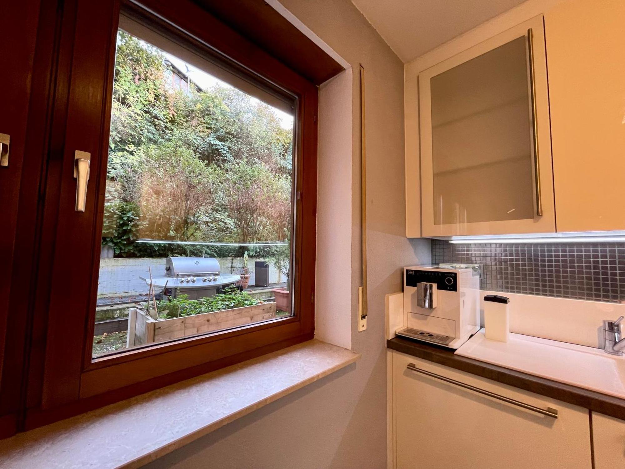 Wunderschoenes 2 Zimmer Apartment Zentrum Goldstadt Pforzheim Luaran gambar